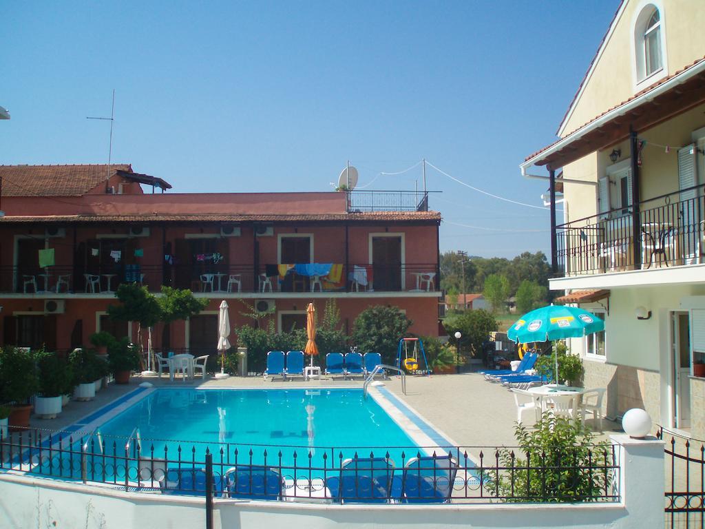 Marilena Apartments & Studios Ипсос Экстерьер фото