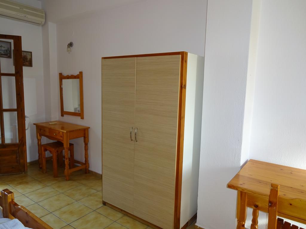 Marilena Apartments & Studios Ипсос Экстерьер фото